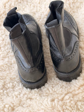 Leather black boots