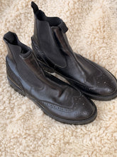 Leather black boots
