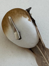 Bird on clip