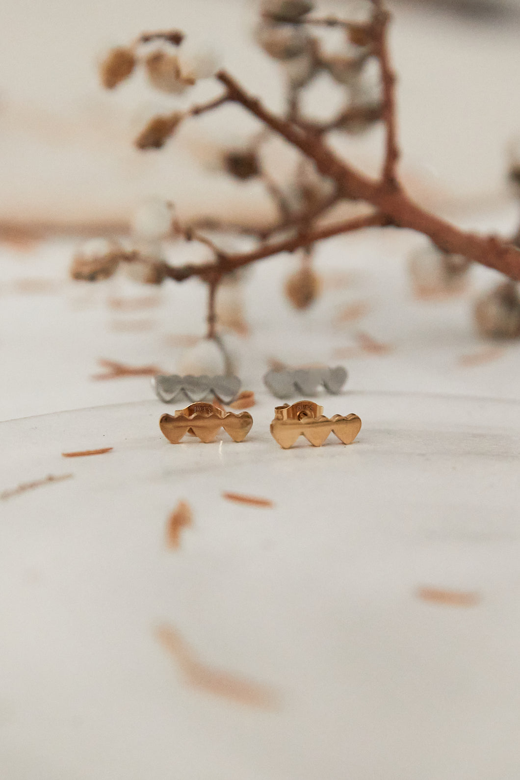 Triple heart stud earring