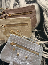 Zip leather wallet
