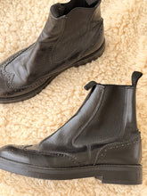 Leather black boots