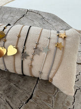 star bracelet on elastic string