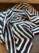 Stripe winter scarf