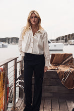 Cropped shirt