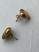 heart stud earring