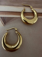 Earring hoops