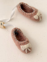 Ballerina pink or off white