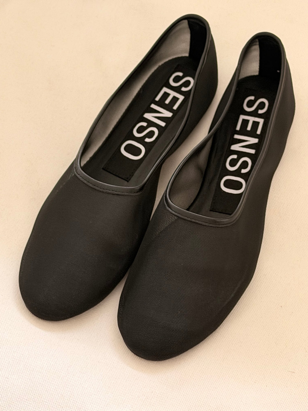 Senso flat black shoes