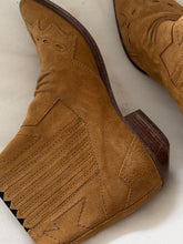 suede Tan boots