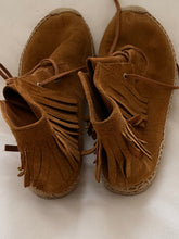 Saint Laurent suede Tan boots w/fringes