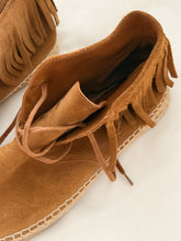 Saint Laurent suede Tan boots w/fringes