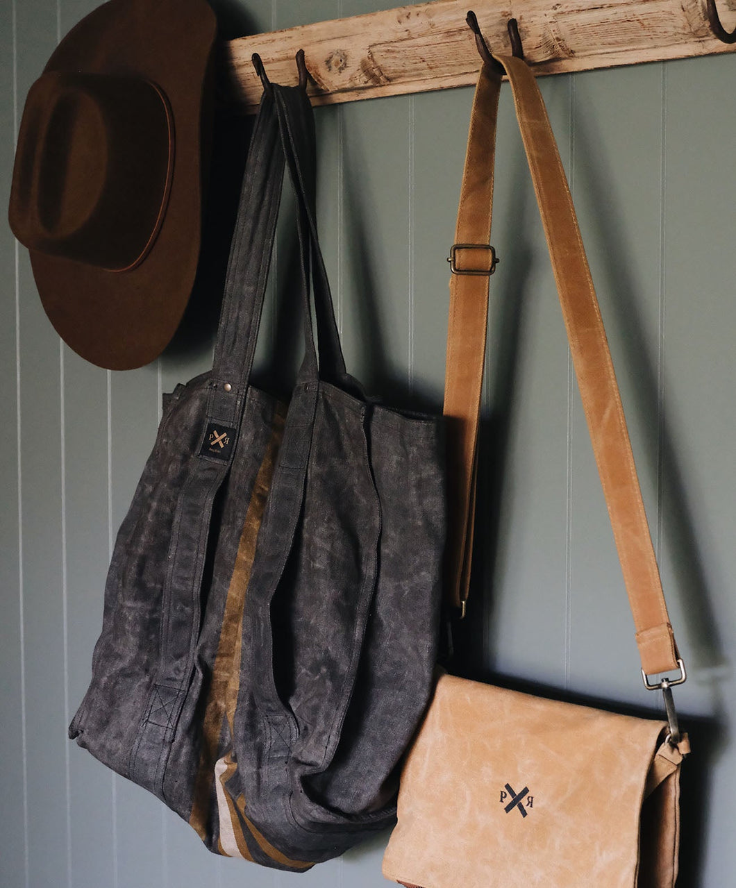 Pony rider -  Road Tripper travel tote bag