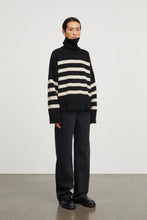 Skall studio - Silene stripes turtleneck