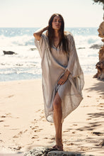 Davina kaftan