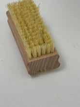 nail brush