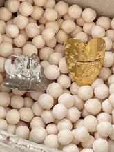 Gold heart ring