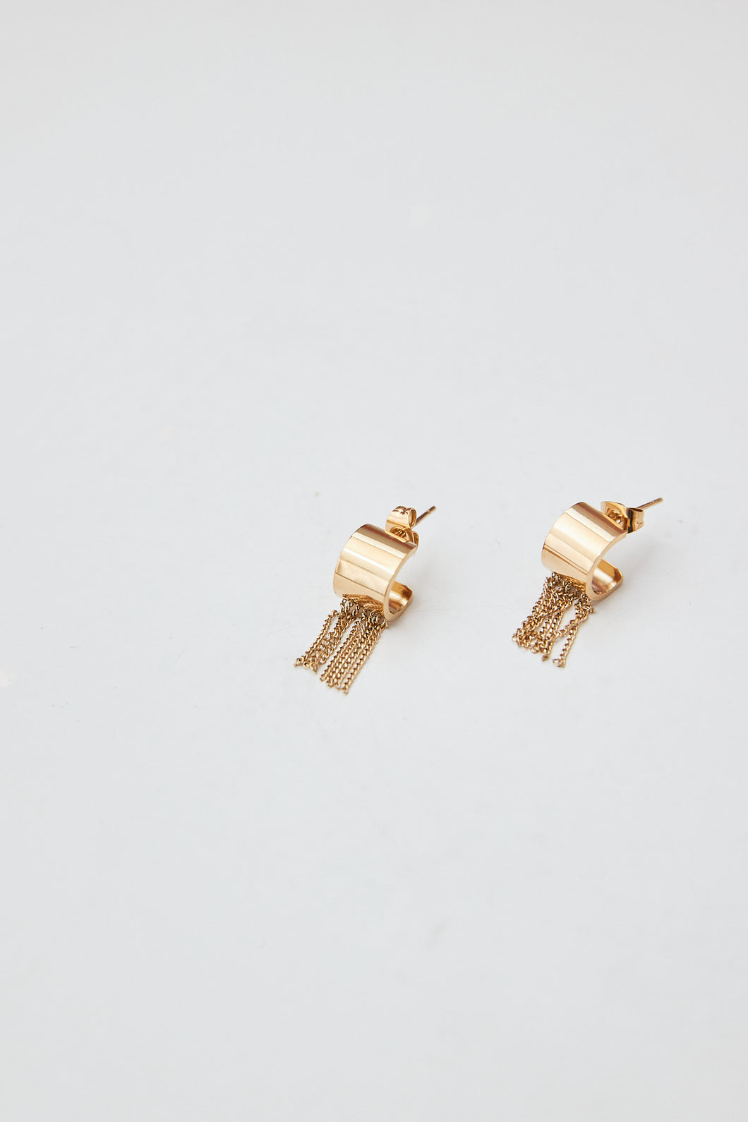 Dangly chain layer earrings