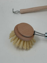 dish brush