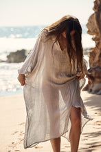 Davina kaftan