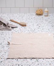 Big waffle bath mat