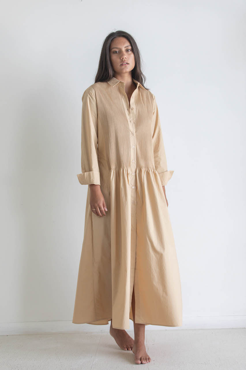 Mes Demoiselles - Cauda beige dress
