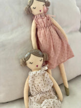 Miss Lulu and Miss Lola