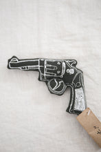 numero 74 - soft toy gun
