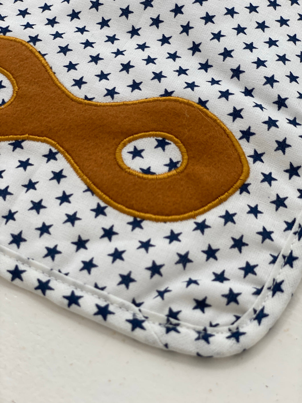 hero mask bib- navy star