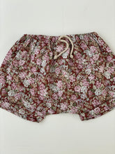 Mocha floral baby short