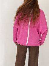 V-neck fushia jumper