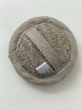 Linen face sponge