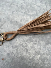 Made in Mada - Pompom key chain