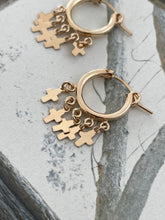 Elvis et moi ZEUS cross earring