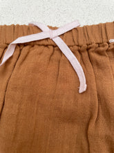 Embroderie camel sarouel