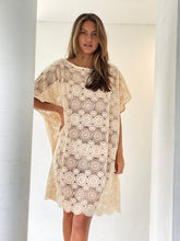 mamapapa - lace kaftan broderie