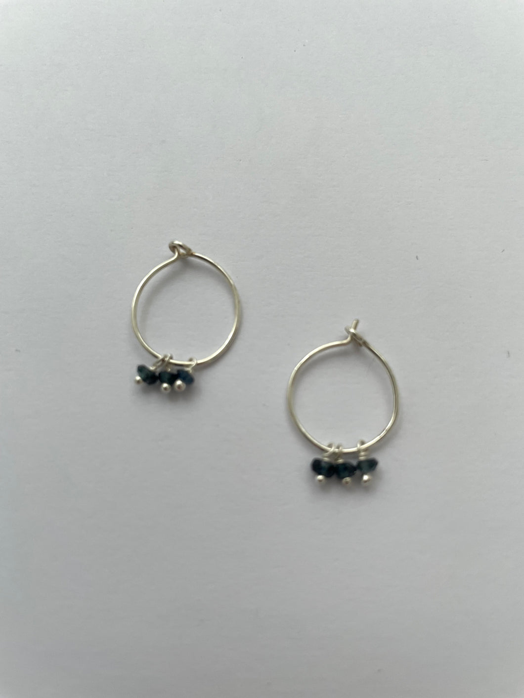 Silver plated hoop midnight stones earrings
