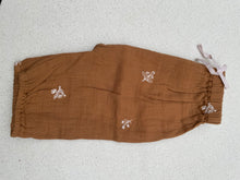 Embroderie camel sarouel