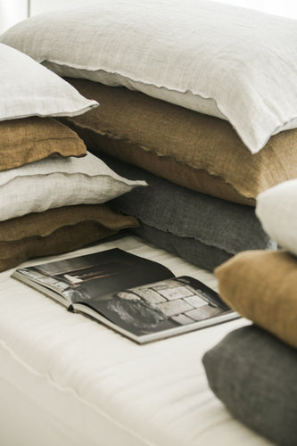 Bed and philosophy - Grey linen bedding