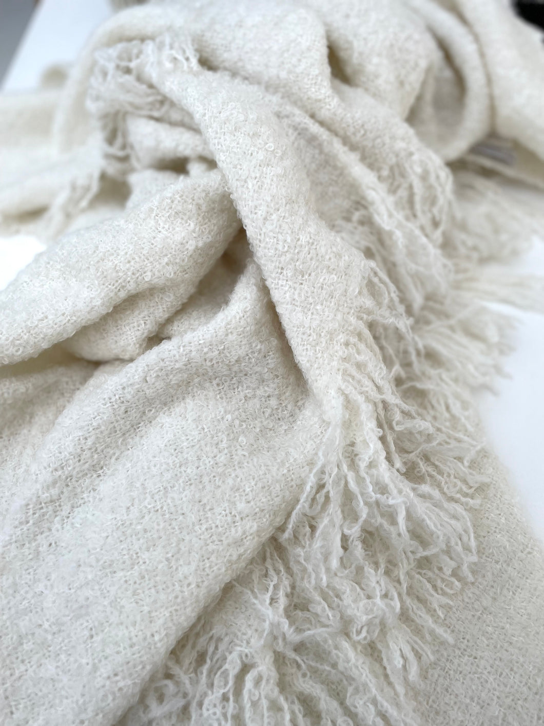 Throw/Blanket offwhite