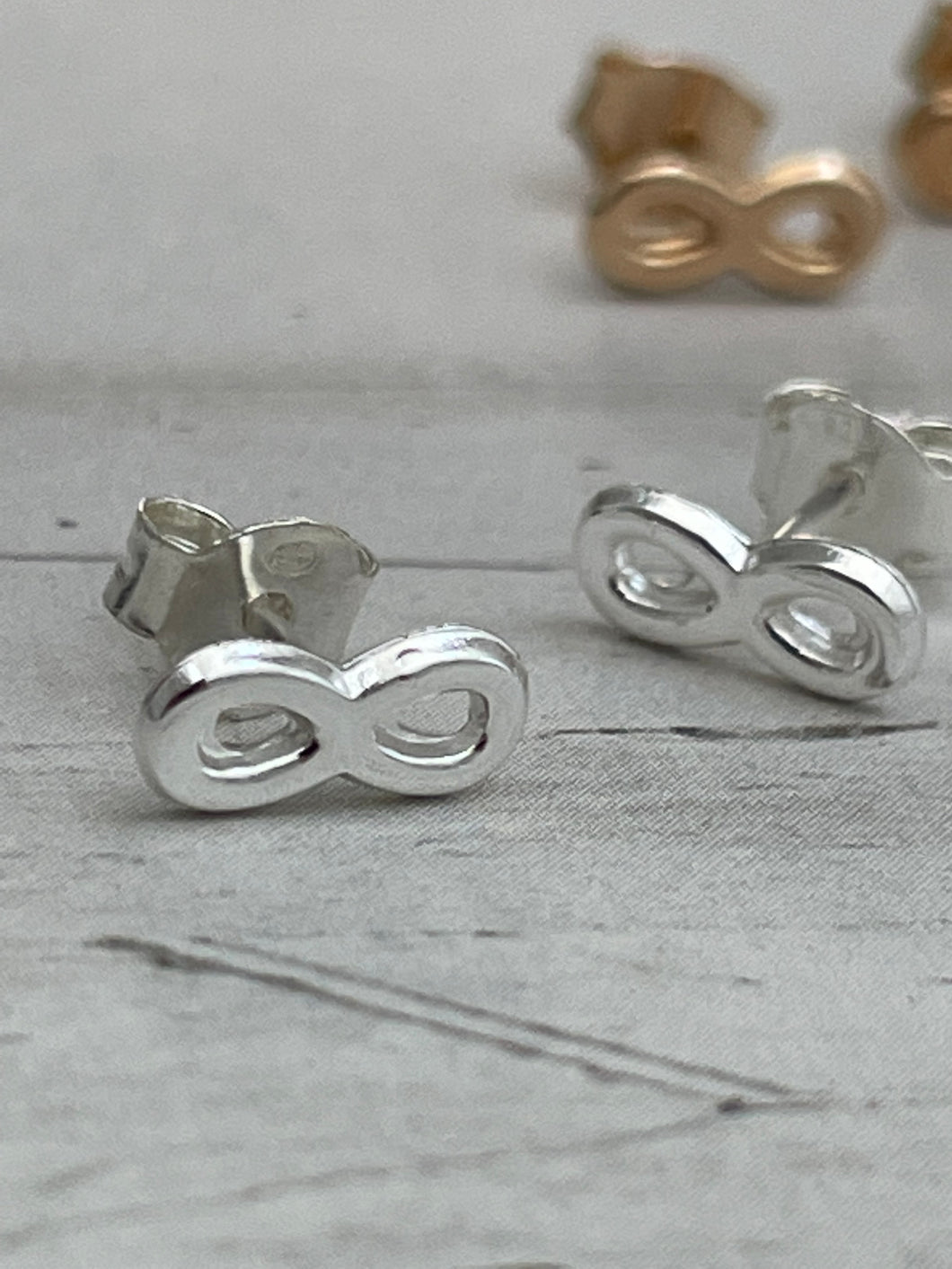 Infinity small earrings