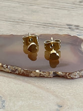 heart earrings