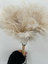 Feather duster