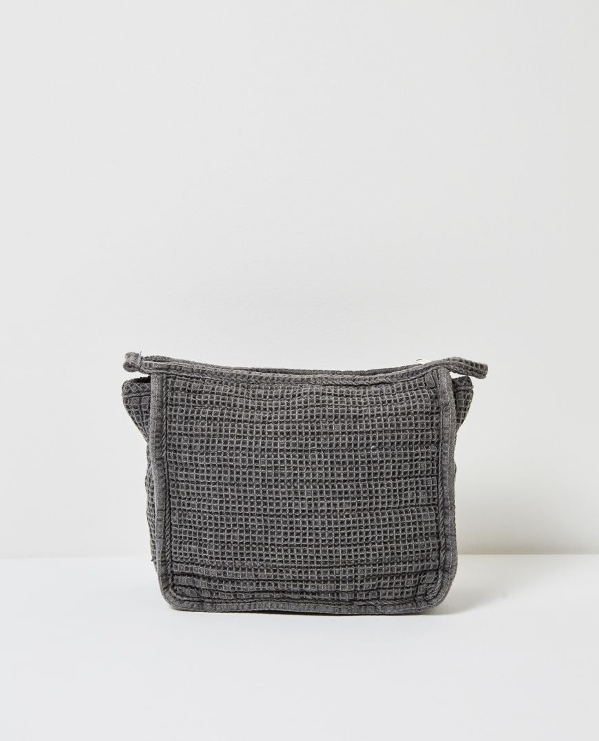 Waffle pouch