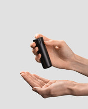 Single black hand spray